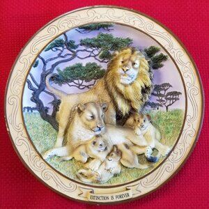 RARE Busch Gardens "African Lion - Extinction Is Forever” 3D Collector Plate